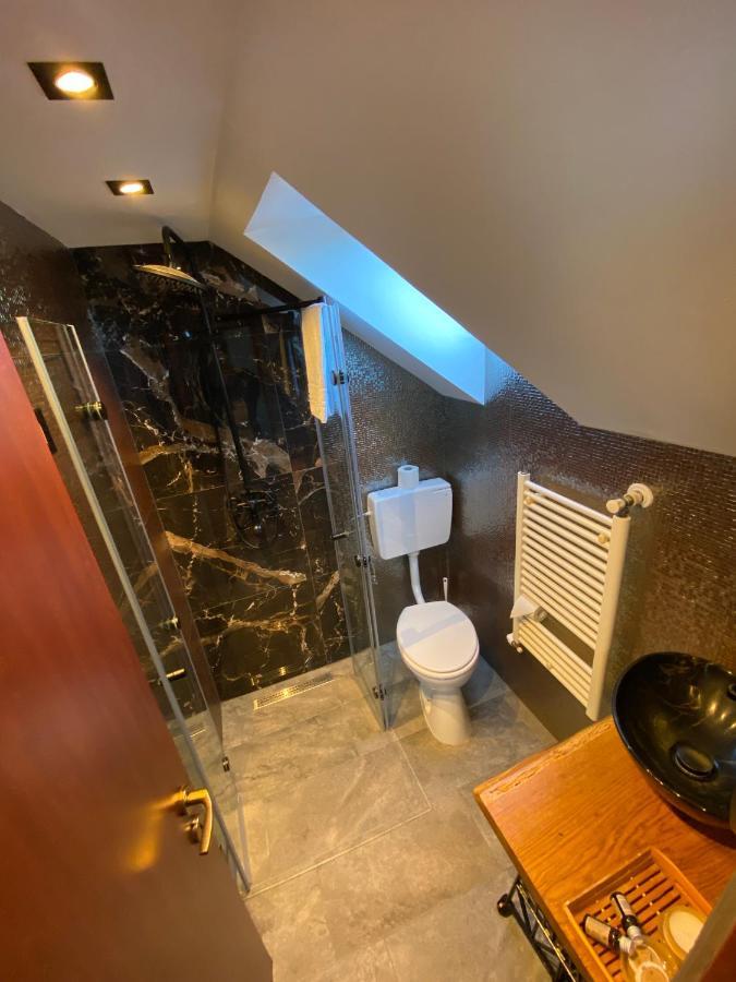Casa Lucky Hotel ริชนอฟ ภายนอก รูปภาพ